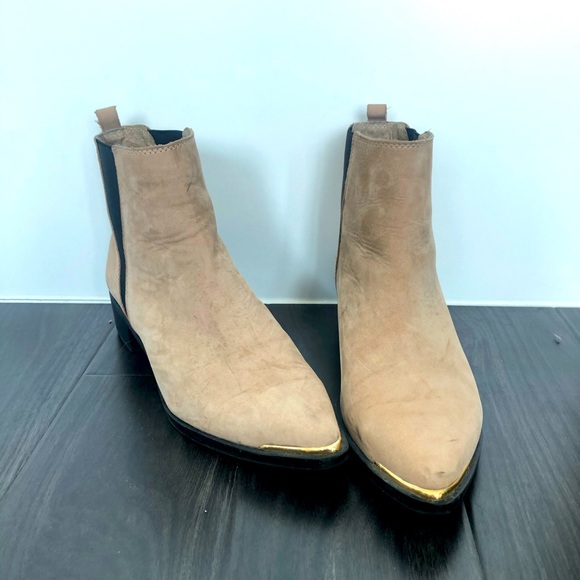 Nude ankle booties - Picture 1 of 3